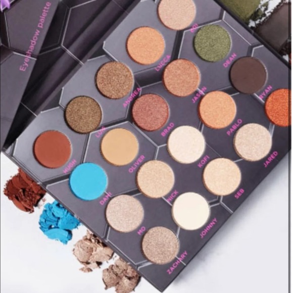 New Barbarella Eyeshadow Palette - Picture 5 of 15